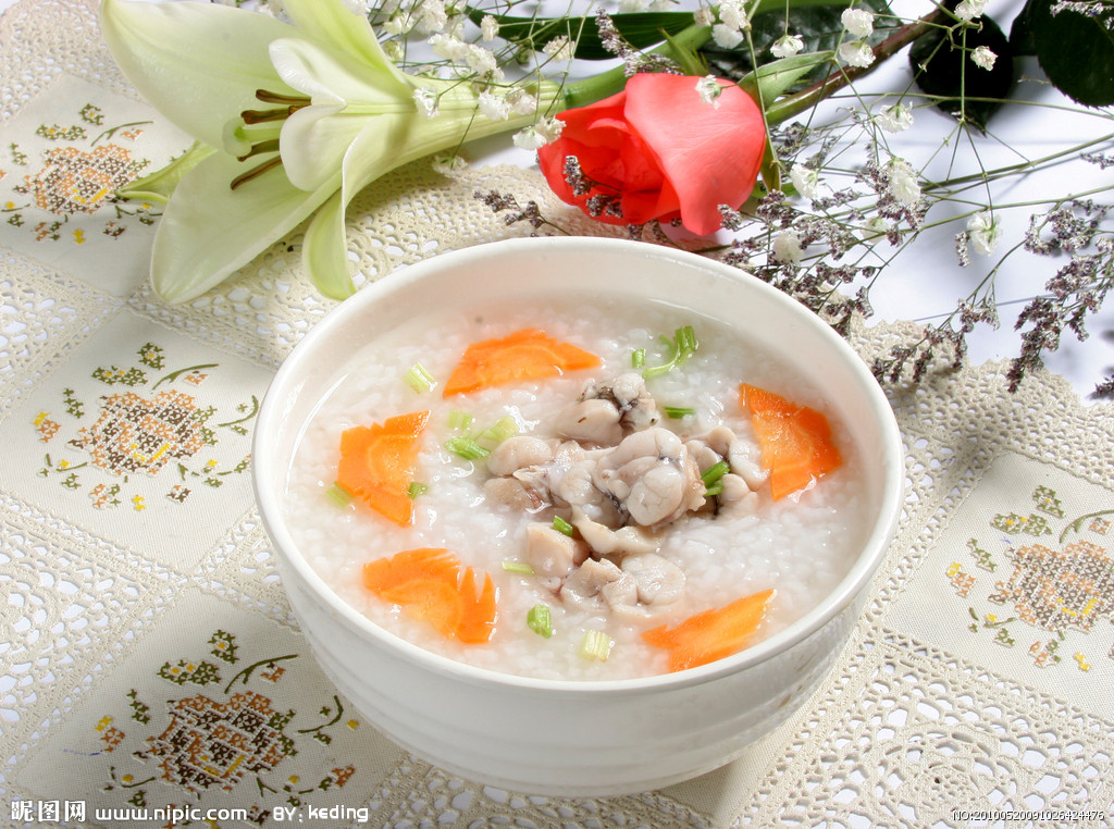食疗保健：肾病患者饮五款药粥排湿养肾