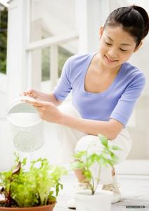 瓜子有益头发指甲生长 但长时间嗑增加肾病风险