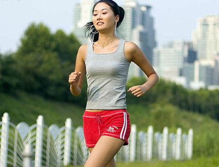 秋季晨练易发颈椎病 3个呼吸运动法锻炼颈椎