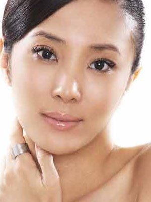 女人流眼泪可排毒减压 强忍眼泪等于“自杀”