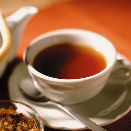 防流感纠错：日日煲凉茶全家喝 越劲越有效？