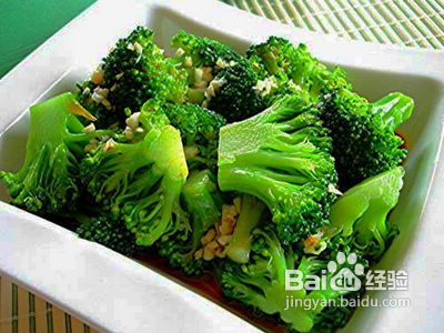 九种食物最易引发胃病 西兰花和卷心菜竟也中枪